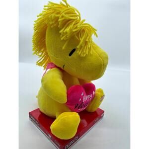 Peanuts Gang - Woodstock Valentine Animated Plush - 11in
